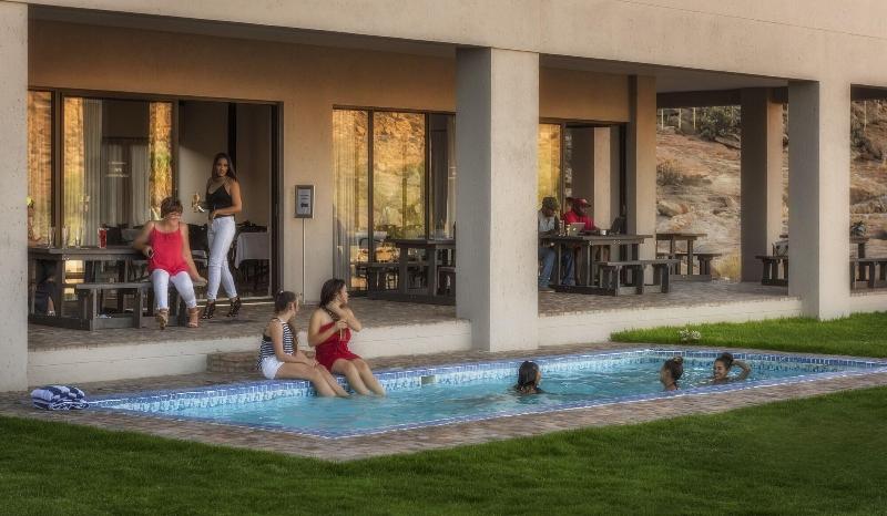 Springbok Inn By Country Hotels