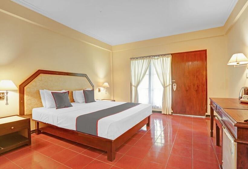 호텔 Collection O 90805 Aditya Beach Resort And Spa