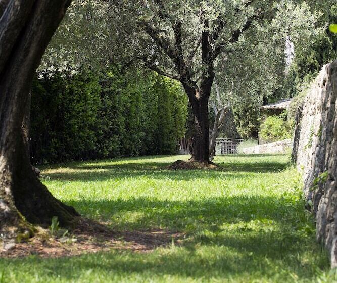 هتل Bastide Saint Antoine  Relais & Chateaux