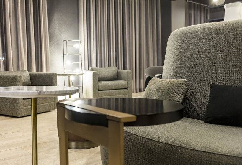 בית מלון כפרי Doubletree By Hilton Boston Logan Airport Chelsea