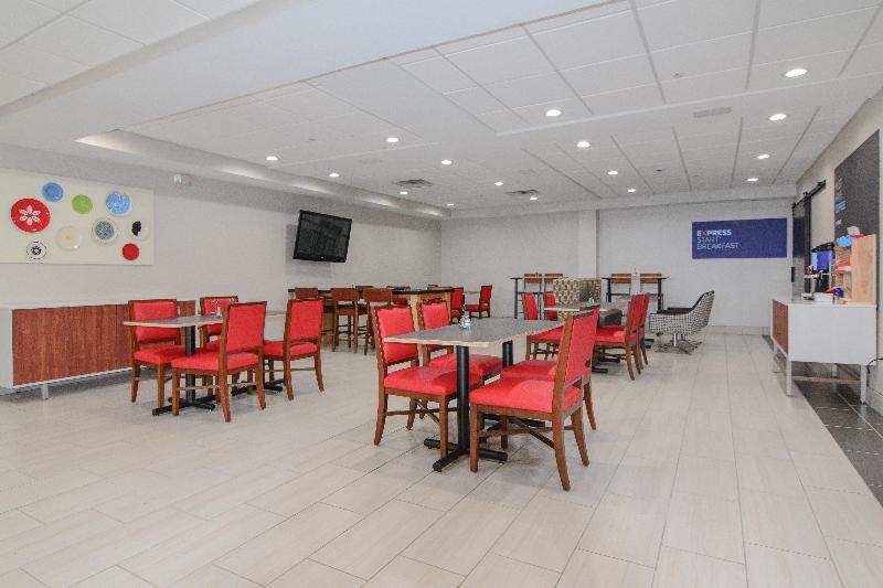 فندق Holiday Inn Express & Suites   Indianapolis Northwest, An Ihg