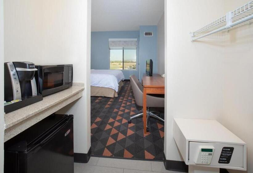 בית מלון כפרי Holiday Inn & Suites Goodyear   West Phoenix Area, An Ihg