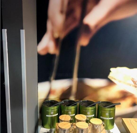 هتل Ibis Paris Porte De Clichy Centre