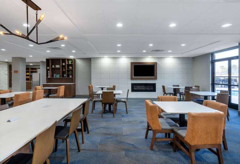 هتل La Quinta Inn & Suites By Wyndham Albany Ga