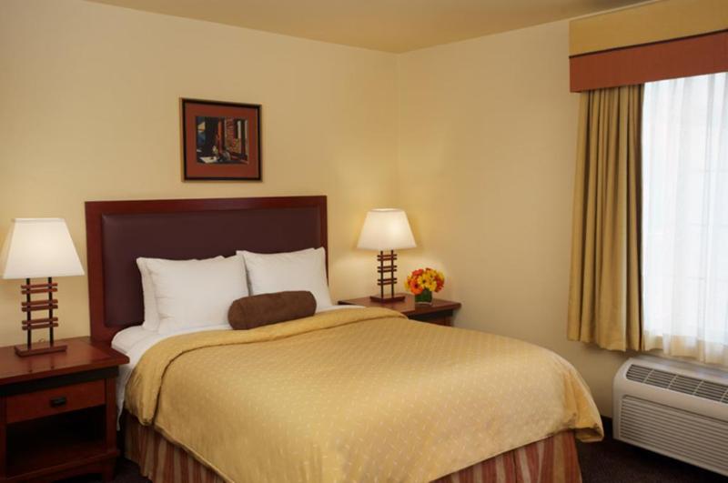 Отель Larkspur Landing Extended Stay Suites Sunnyvale
