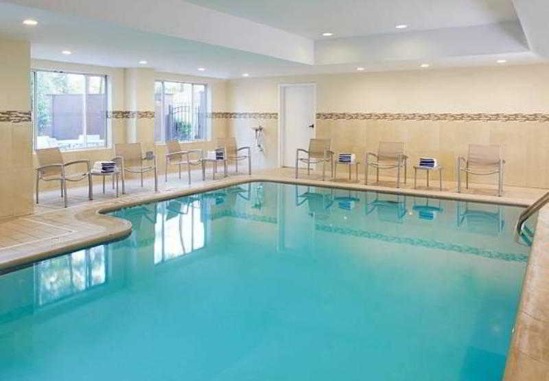 فندق Springhill Suites By Marriott Atlanta Six Flags