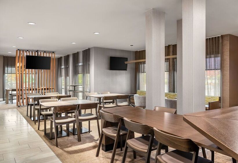 فندق Springhill Suites By Marriott Chicago Bolingbrook