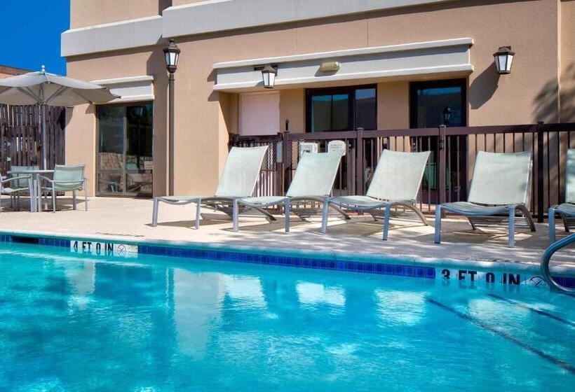 هتل Springhill Suites Fort Worth University