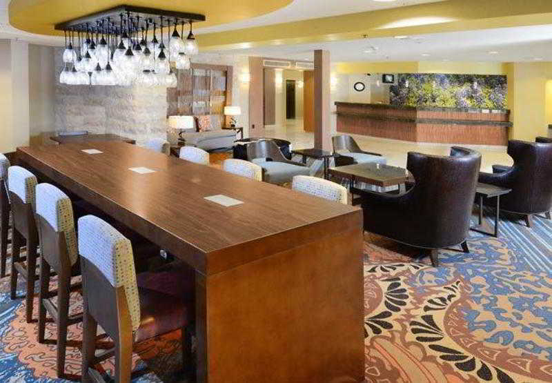 هتل Springhill Suites Fort Worth University