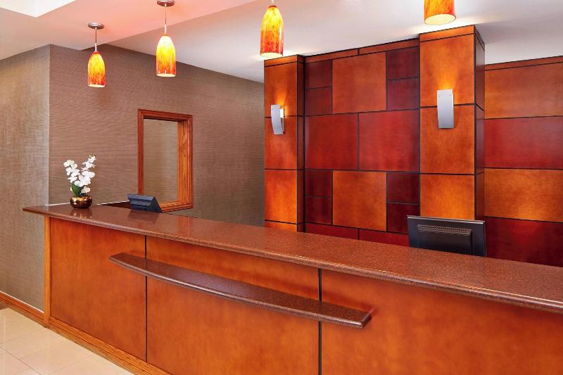ホテル Best Western Hesperia Victorville Suites