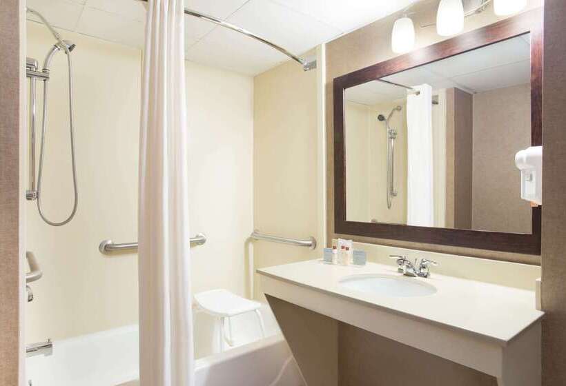 בית מלון כפרי Wingate By Wyndham Garner/raleigh South