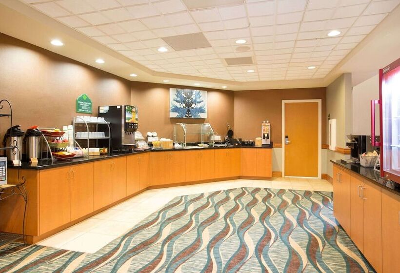 בית מלון כפרי Wingate By Wyndham Garner/raleigh South