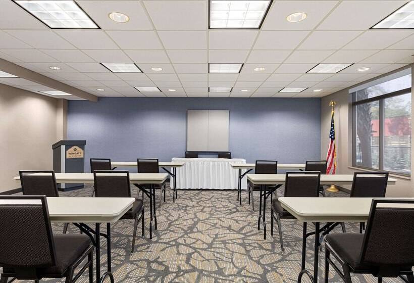هتل Wingate By Wyndham Wilmington