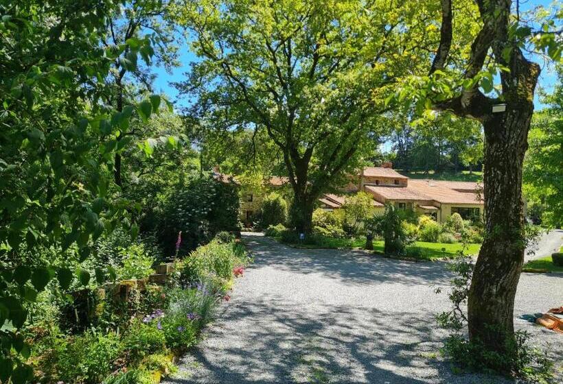 ベッドアンドブレックファースト Gîte Et Chambres D'hôtes Du Petit Moulin