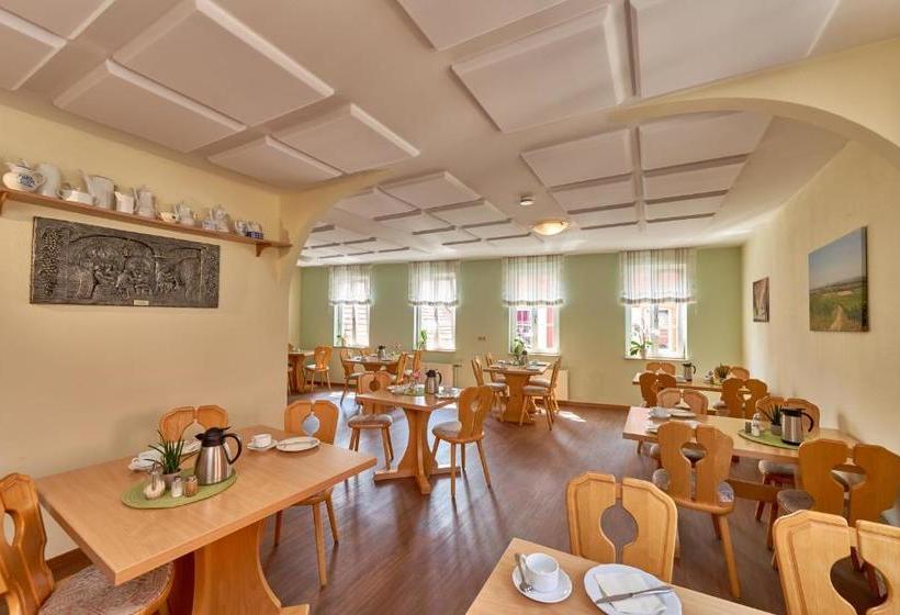 ホテル Gästehaus Schmitt Und Tacheles Landrestaurant
