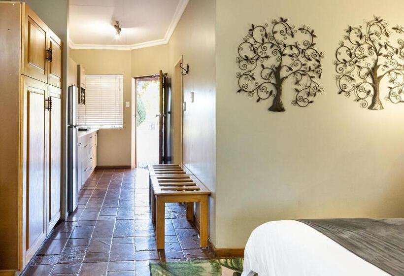 فندق Kathu Gamagara Lodge