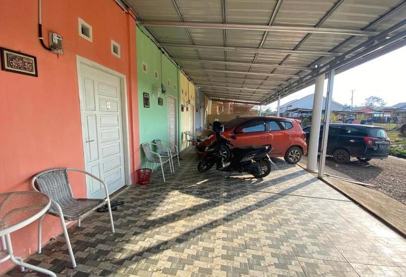 فندق Oyo 3397 City Kost Novisa