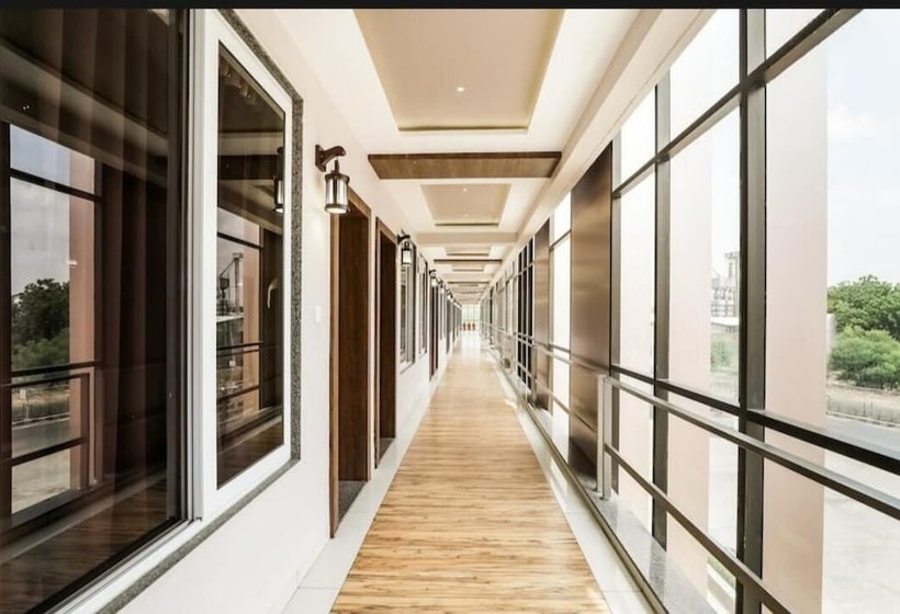 Отель Shiv Palace