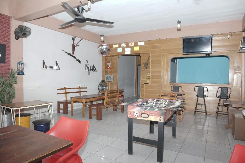فندق Spot On 2200  Gunung Sari