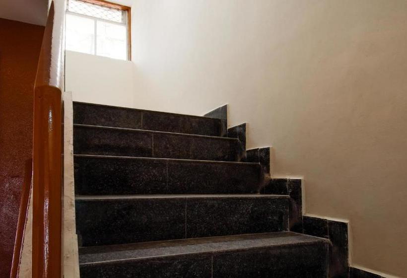 호텔 Spot On 65460  Gulmohar