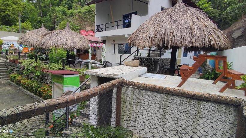 پانسیون Manakin Tayrona