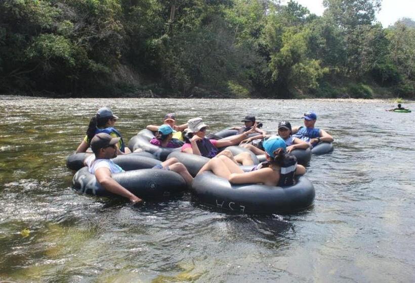 پانسیون Manakin Tayrona