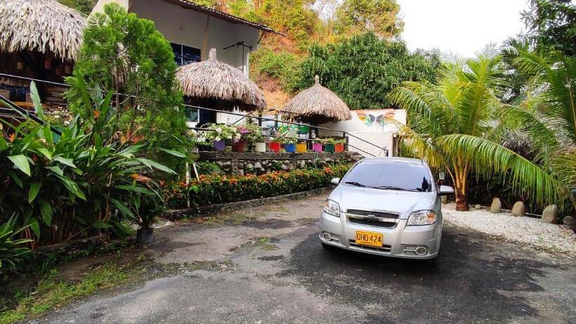 پانسیون Manakin Tayrona
