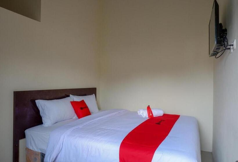 پانسیون Reddoorz Near Stadion 45 Karanganyar