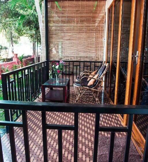 리조트 Patnem Beach Cottages