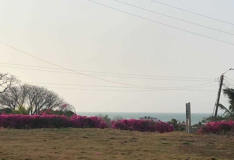 هتل Brisas Del Mar San Antero