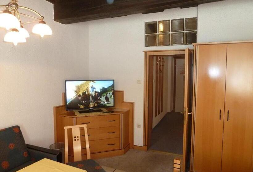 ホテル Gasthof Eisentor