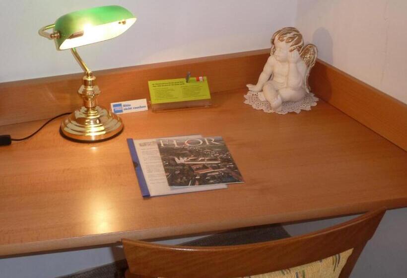 ホテル Gasthof Eisentor