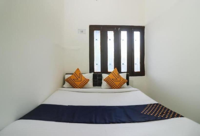 فندق Spot On 62999  Priyanka Tourist Lounge