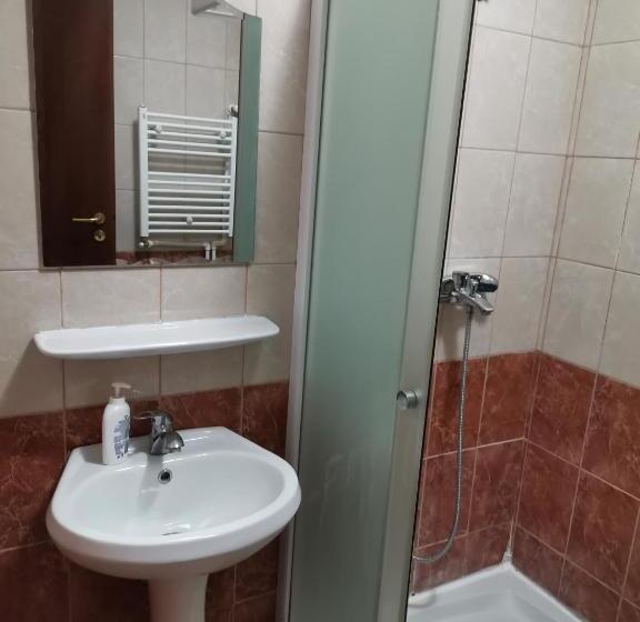 پانسیون Natalia Guesthouse