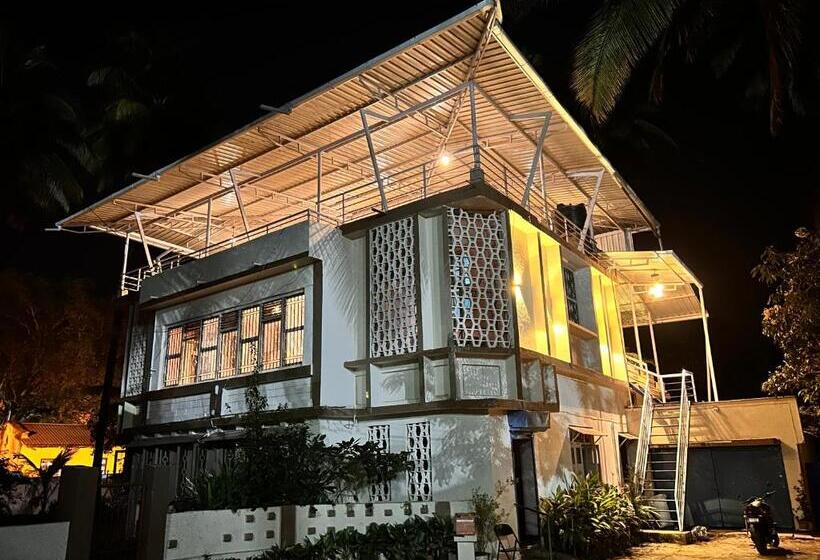 Пансион Pebble Bay Home Stay