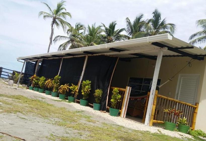 پانسیون Zéfiro Hostal