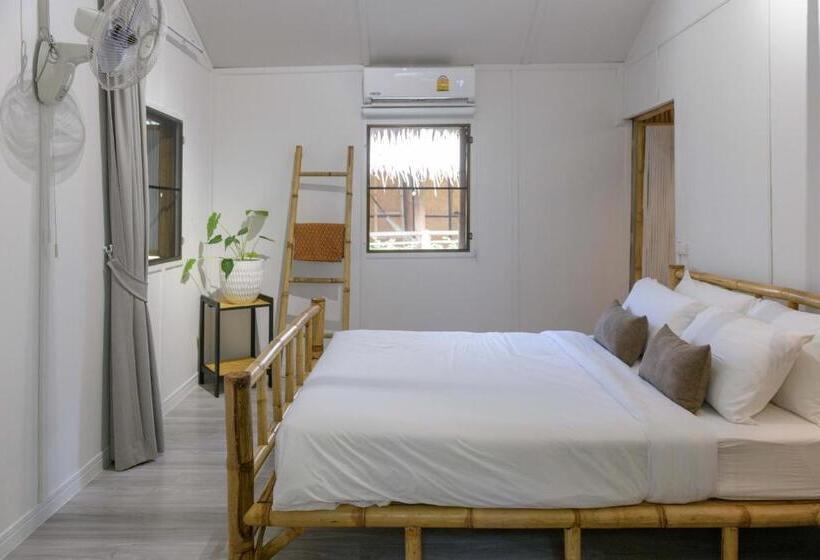 منتجع Orion Healing Centre