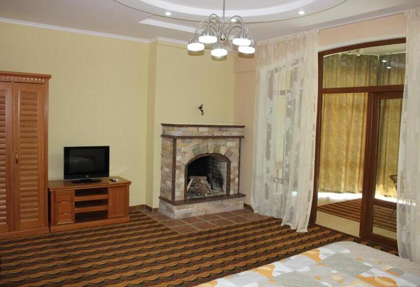 فندق صغير Green Canyon Uzbekistan