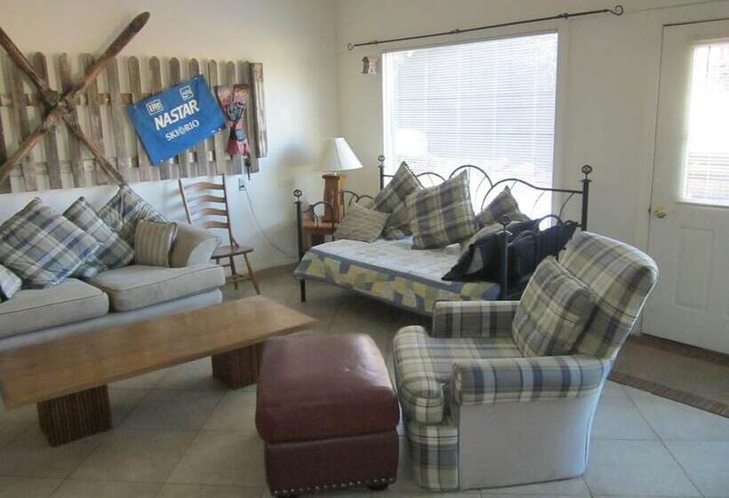 Bed and Breakfast Dodgeton Creek Inn