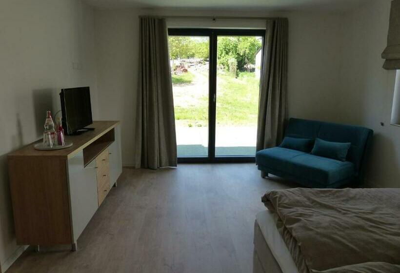 ベッドアンドブレックファースト Gästehaus Frieda