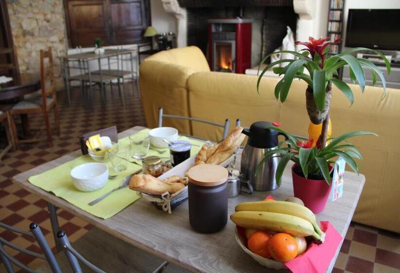 مبيت وإفطار Les Chambres D Eugénie