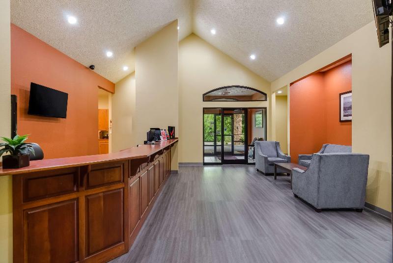 酒店 Americas Best Value Inn & Suites Independence Va