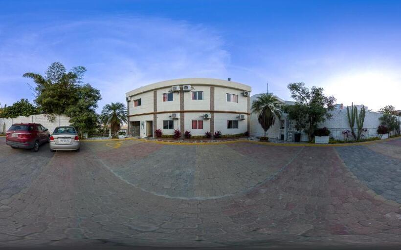 هتل Paradise Beach