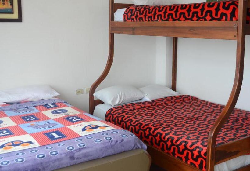 هتل Paradise Beach