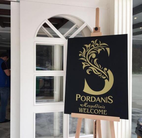 ホテル Pordani̇s