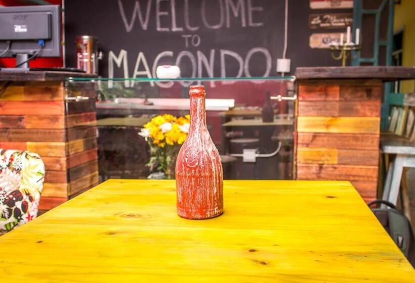פנסיון Hostal Macondo Inn