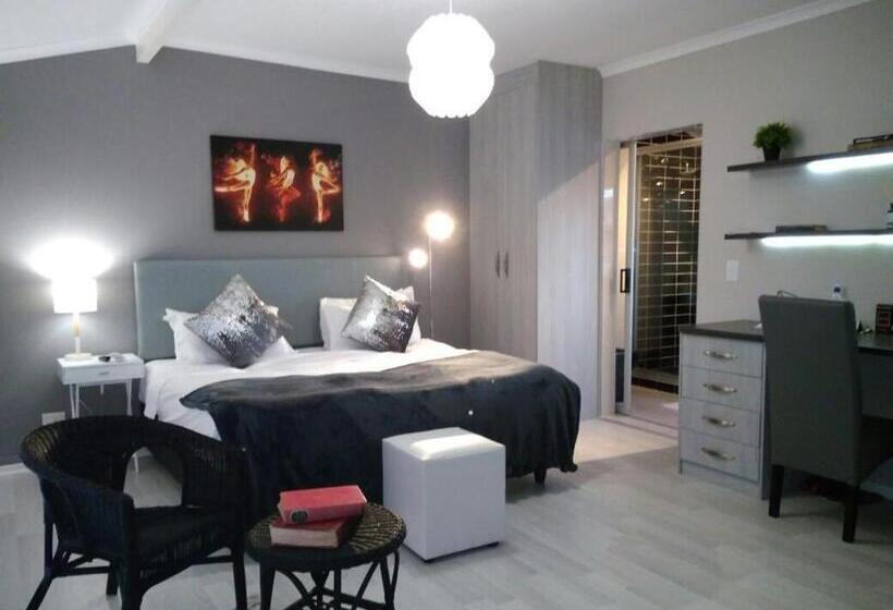 פנסיון Mulenvo Guest House
