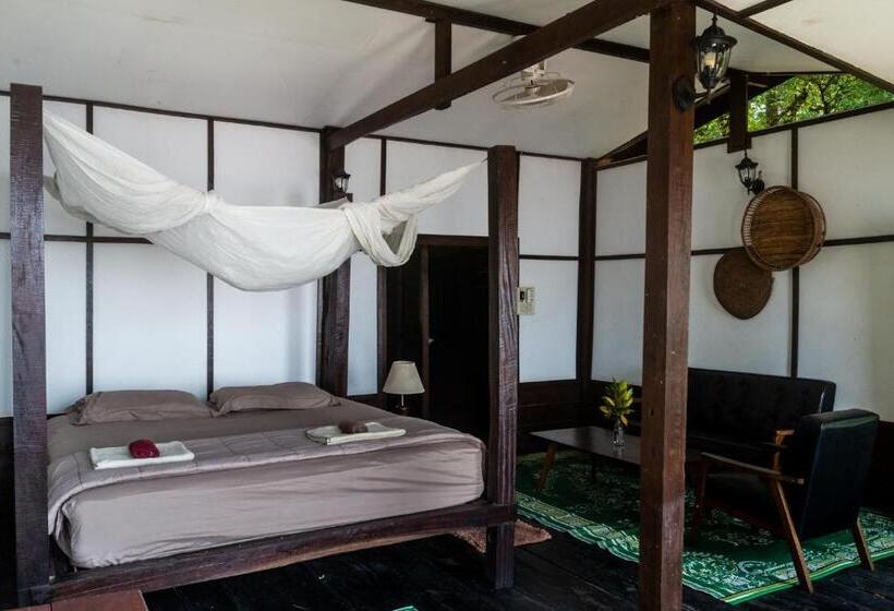 پانسیون Pomelo Restaurant And Guesthouse S Fishermen & A Tammarine Bungalow Riverfront   Immerse In Nature