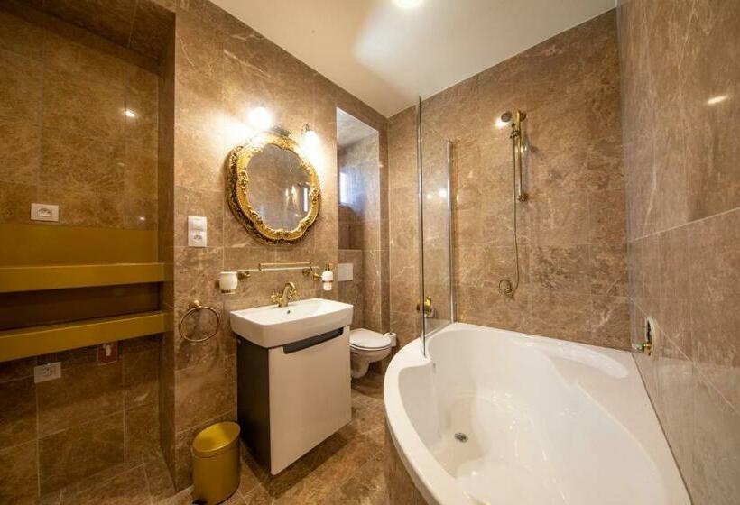 Residence Safari Resort   Chateau