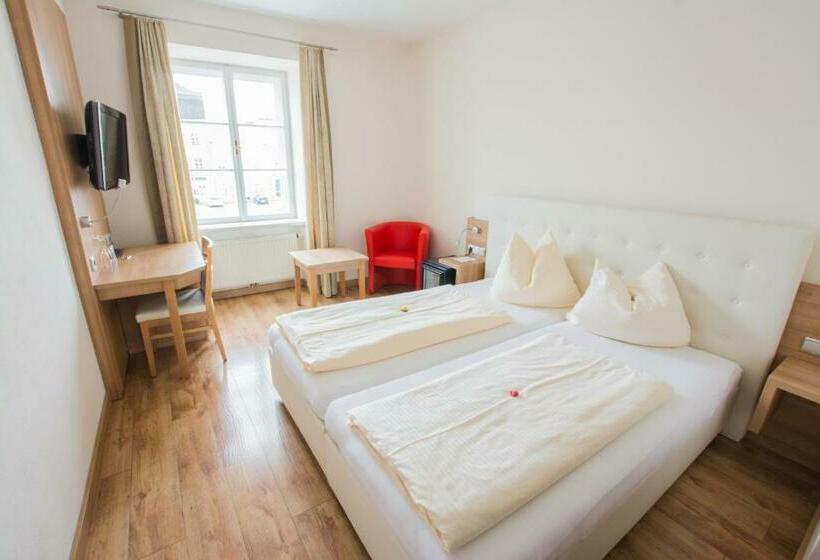 ホテル Gasthof Zur Post